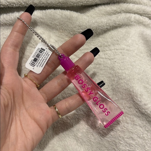 Nwt pink lip gloss Resin keychain - Picture 3 of 3
